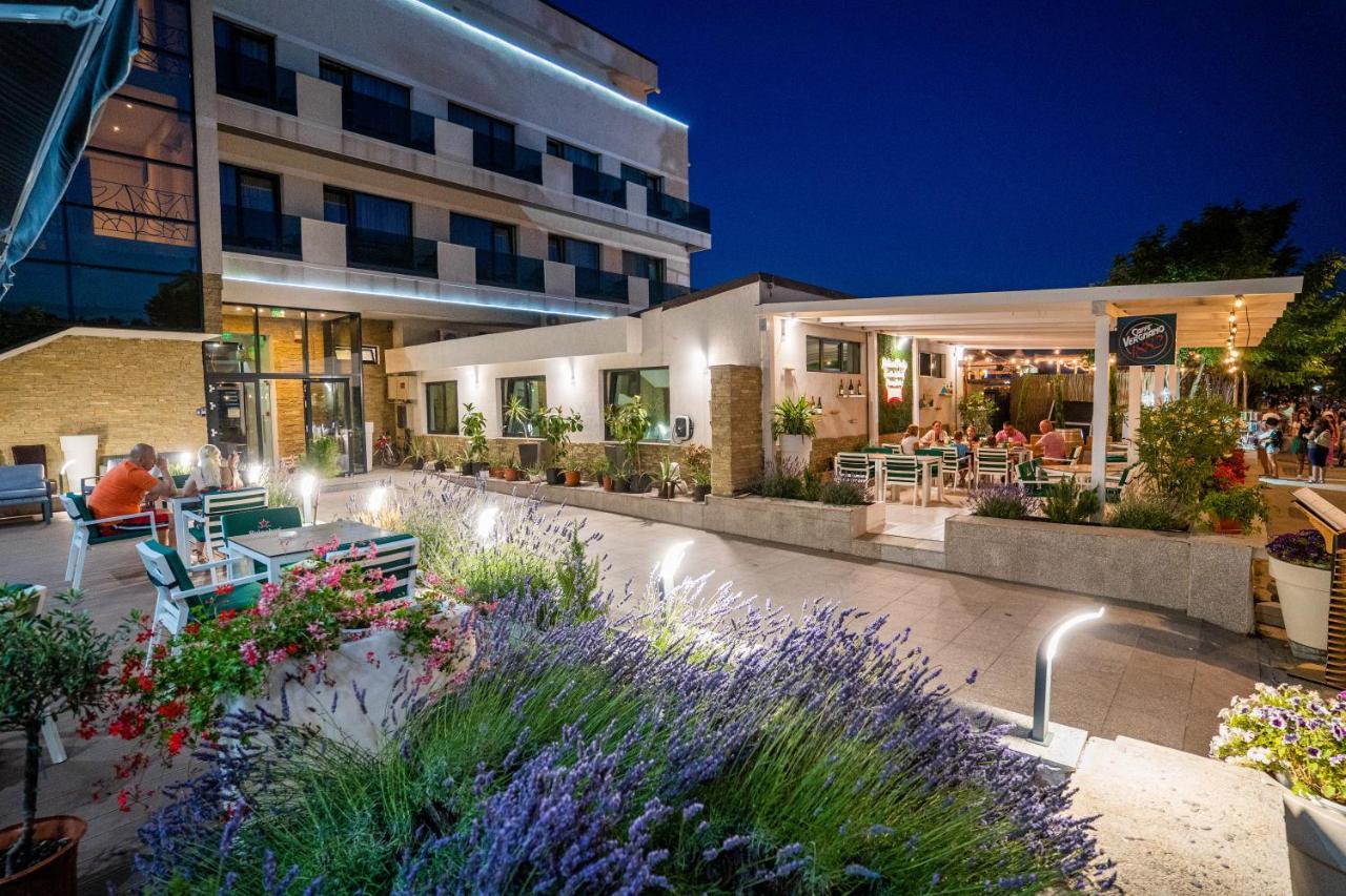 Hotel Prestige Мамая Екстер'єр фото