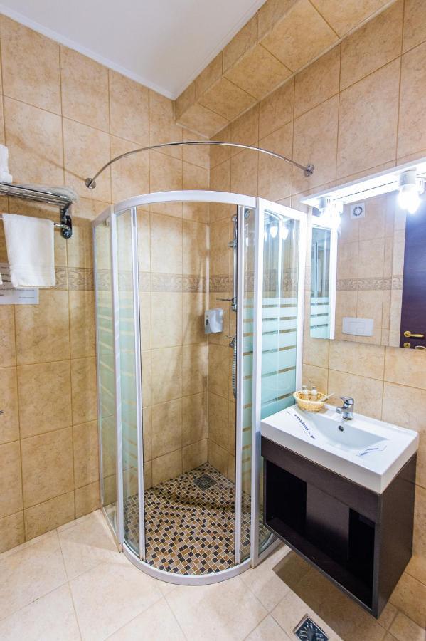 Hotel Prestige Мамая Екстер'єр фото