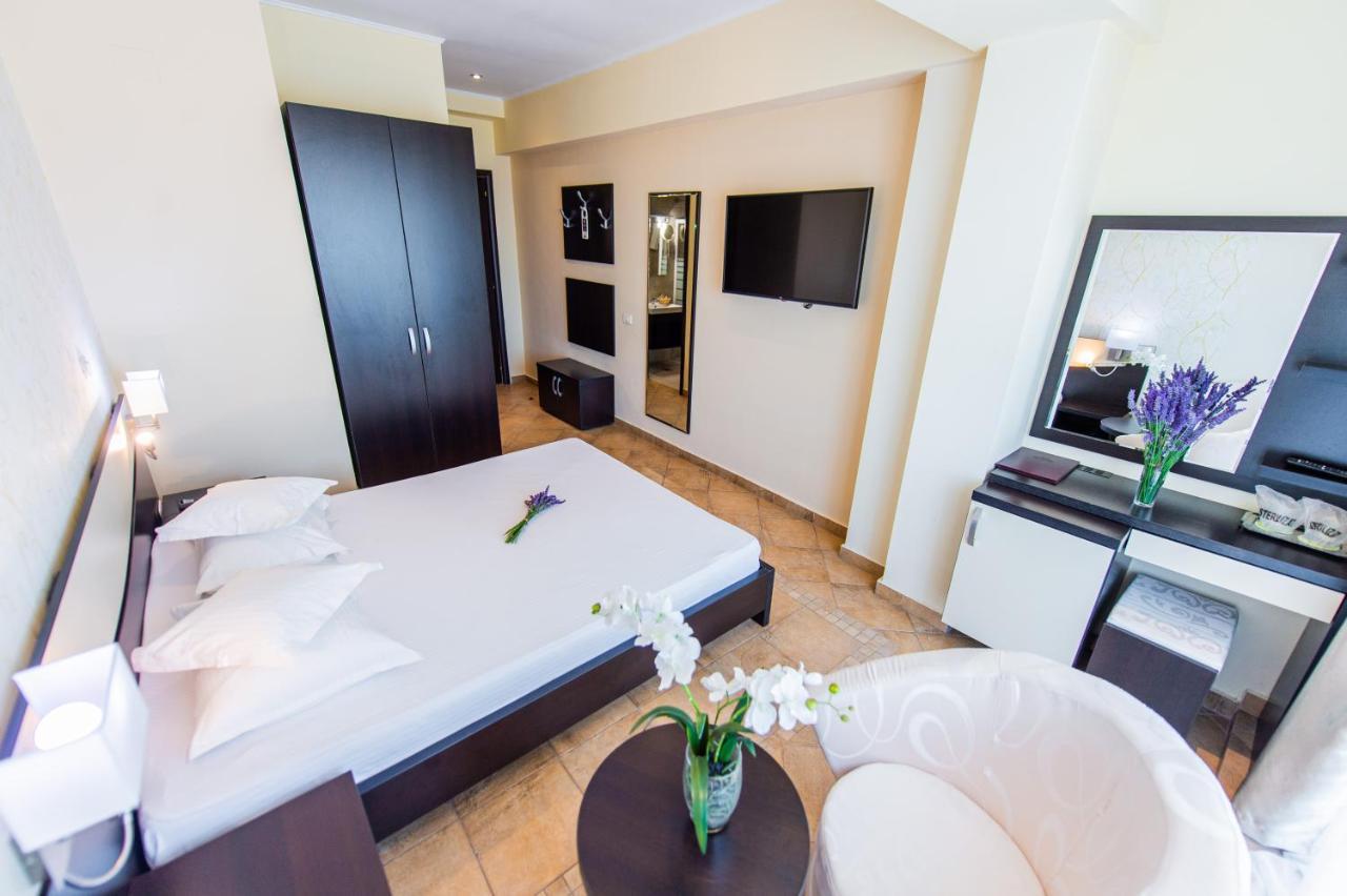 Hotel Prestige Мамая Екстер'єр фото